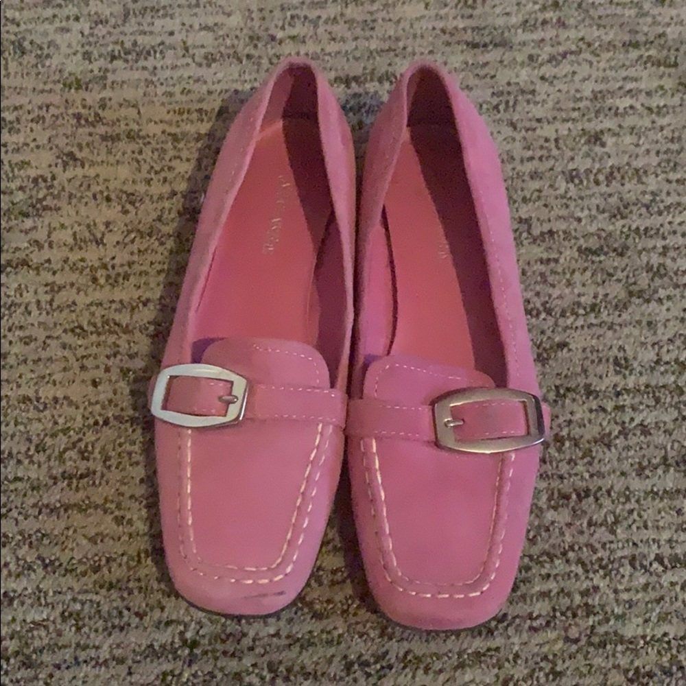 Size 6 pink flats